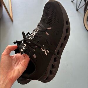 ON Cloud Black Athletic Shoes